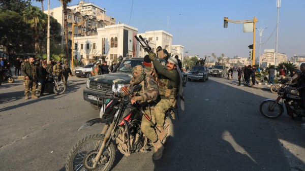 Quốc tế kêu gọi chuyển giao quyền lực hoà bình ở Syria