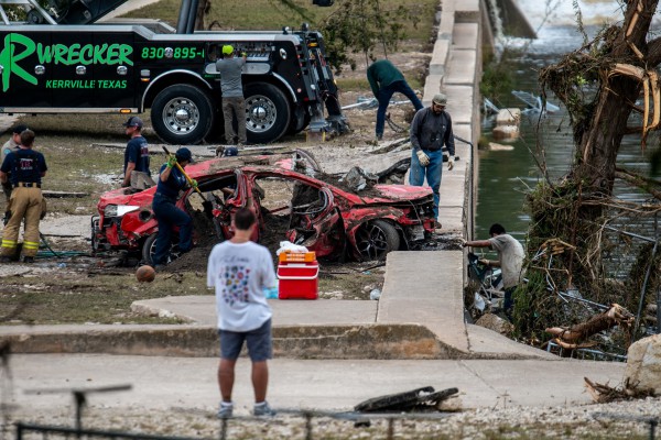 Số thương vong tăng cao vì lũ quét tại Texas, Tổng thống Trump ban bố thảm họa