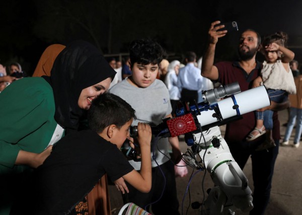 Sự kiện thiên văn hiếm 'các hành tinh thẳng hàng' dịp thu phân Sự kiện thiên văn hiếm 'các hành tinh thẳng hàng' dịp thu phân