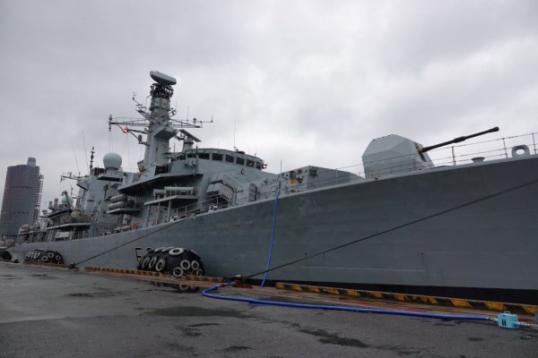 Tàu chiến Anh HMS Richmond cập cảng Sài Gòn Tàu chiến Anh HMS Richmond cập cảng Sài Gòn