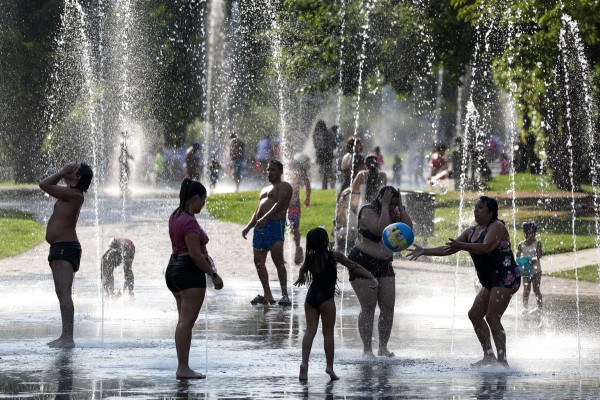 Tây Ban Nha nắng nóng dữ dội chưa từng thấy Tây Ban Nha nắng nóng dữ dội chưa từng thấy