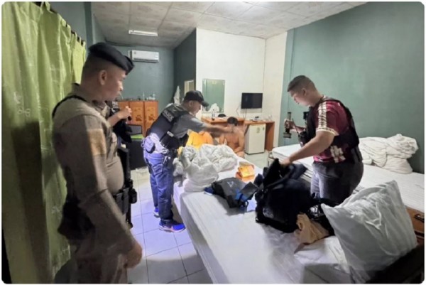 Thái Lan bắt 42 người Trung Quốc bị nghi chuẩn bị sang Campuchia để lừa đảo