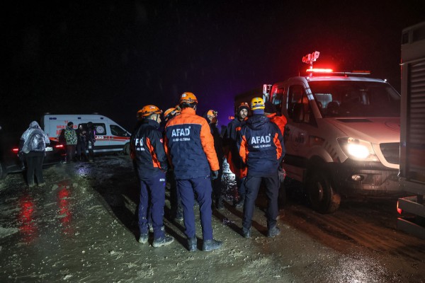 Tham mưu trưởng Libya thiệt mạng trong tai nạn máy bay ở Thổ Nhĩ Kỳ Tham mưu trưởng Libya thiệt mạng trong tai nạn máy bay ở Thổ Nhĩ Kỳ