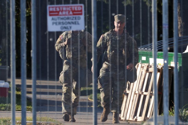 Thẩm phán Mỹ chặn Tổng thống Trump điều Vệ binh Quốc gia đến Illinois Thẩm phán Mỹ chặn Tổng thống Trump điều Vệ binh Quốc gia đến Illinois