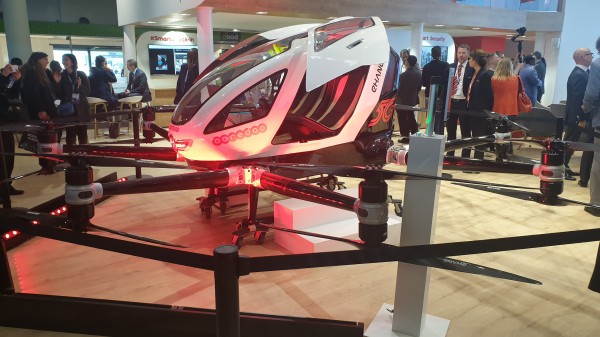 Tham vọng drone taxi bay sắp thành hiện thực ?