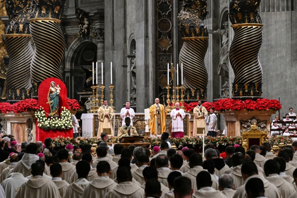 Thế giới ngày Giáng sinh 2025