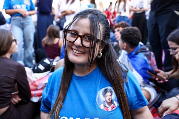 Thiếu niên mê lập trình trở thành vị thánh đầu tiên thuộc thế hệ Y