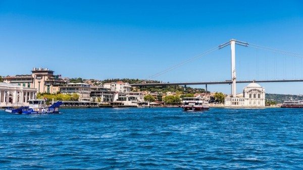 Thổ Nhĩ Kỳ tạm thời đóng cửa eo biển Bosphorus do tàu gặp sự cố