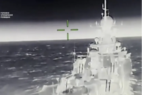 Thủ đô Ukraine rung chuyển, Crimea hứng đòn tập kích UAV Thủ đô Ukraine rung chuyển, Crimea hứng đòn tập kích UAV