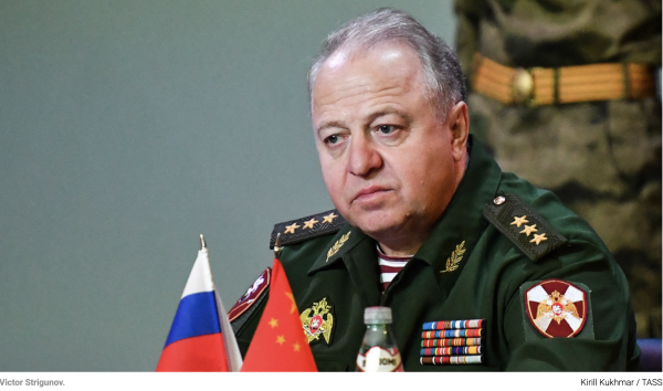 Thượng tướng Nga bị bắt vì biển thủ, nhận hối lộ Thượng tướng Nga bị bắt vì biển thủ, nhận hối lộ