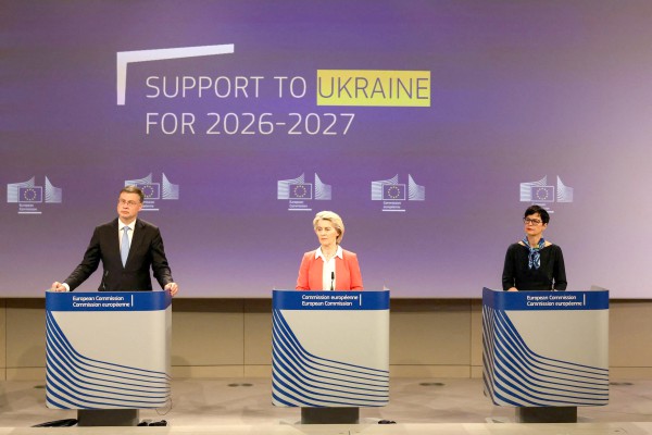 Tìm đường cho hòa đàm Ukraine Tìm đường cho hòa đàm Ukraine