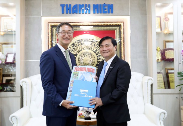 Tổng lãnh sự Hàn Quốc thăm Báo Thanh Niên, gợi mở nhiều dư địa hợp tác Tổng lãnh sự Hàn Quốc thăm Báo Thanh Niên, gợi mở nhiều dư địa hợp tác