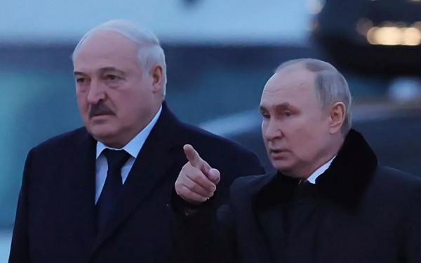 Tổng thống Belarus cảnh báo đáp trả kẻ thù ngay lập tức bằng vũ khí hạt nhân