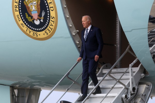 Tổng thống Biden nói nhầm Ukraine thành Iraq