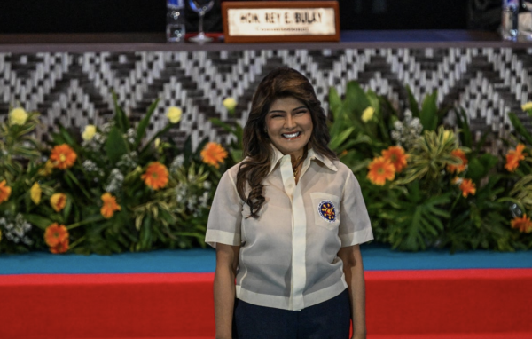 Tổng thống Philippines từ chối bình luận cáo buộc 'nghiện ma túy' từ chị ruột Tổng thống Philippines từ chối bình luận cáo buộc 'nghiện ma túy' từ chị ruột