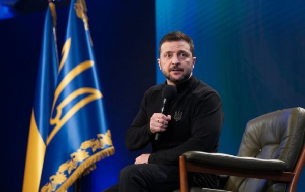 Tổng thống Ukraine Zelensky tuyên bố sẵn sàng từ chức để đổi lấy hòa bình Tổng thống Ukraine Zelensky tuyên bố sẵn sàng từ chức để đổi lấy hòa bình