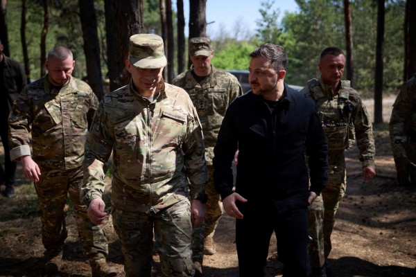 Tổng thống Ukraine sốt ruột về tiến trình đàm phán Tổng thống Ukraine sốt ruột về tiến trình đàm phán