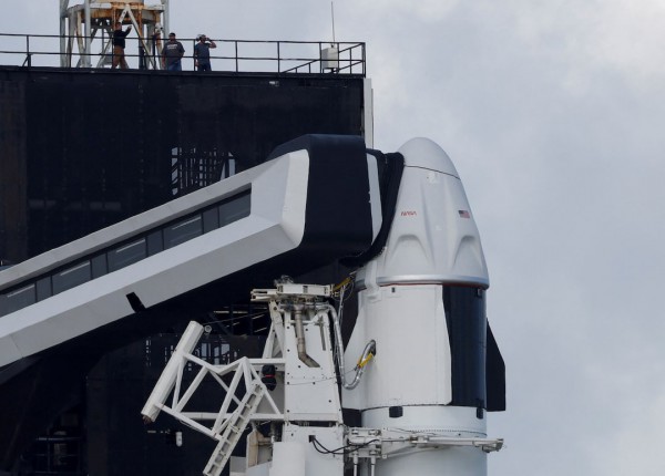 Tranh cãi với ông Trump, ông Musk dọa lập tức dừng chương trình tàu không gian SpaceX Tranh cãi với ông Trump, ông Musk dọa lập tức dừng chương trình tàu không gian SpaceX