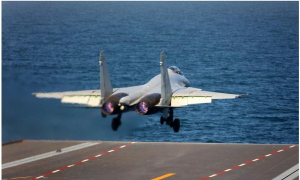 Trung Quốc nói tàu sân bay mới nhất đã phóng thành công 3 loại máy bay