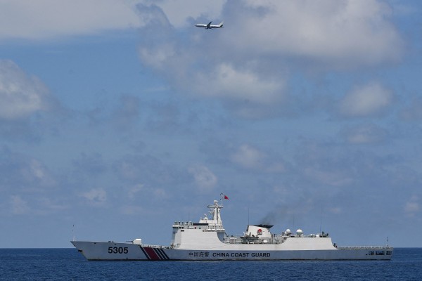 Trung Quốc, Úc đấu khẩu quyết liệt sau vụ chạm trán trên Biển Đông