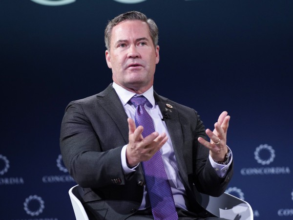 Tương lai châu Âu bấp bênh khi ông Trump dường như "quay lưng" lại với Ukraine Tương lai châu Âu bấp bênh khi ông Trump dường như "quay lưng" lại với Ukraine