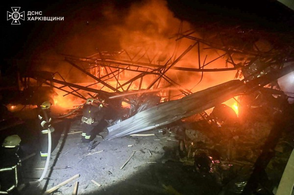 Ukraine cáo buộc Nga tấn công dữ dội giữa hội nghị hòa bình tại Nhà Trắng Ukraine cáo buộc Nga tấn công dữ dội giữa hội nghị hòa bình tại Nhà Trắng