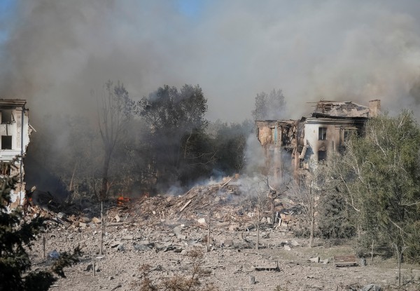 Ukraine đối diện sức ép tại tiền tuyến Ukraine đối diện sức ép tại tiền tuyến