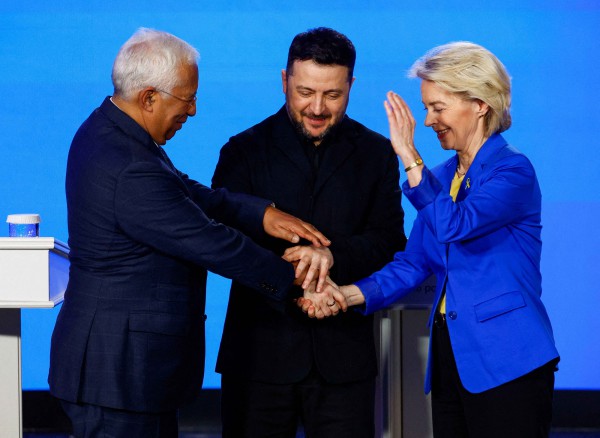 Ukraine nhận được 'hỗ trợ kép' từ EU