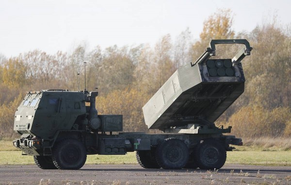 Ukraine sử dụng HIMARS phá hủy hệ thống tên lửa S-400 của Nga