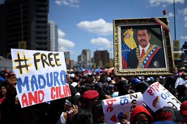Venezuela yêu cầu Mỹ lập tức thả ông Nicolas Maduro Venezuela yêu cầu Mỹ lập tức thả ông Nicolas Maduro