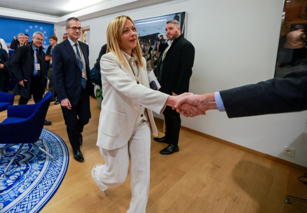 Việc lớn khó thành