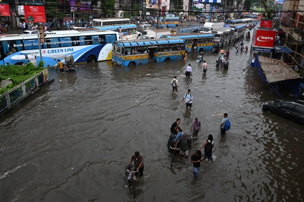 Ấn Độ hứng chịu mưa lớn kỷ lục, nhiều người chết Ấn Độ hứng chịu mưa lớn kỷ lục, nhiều người chết