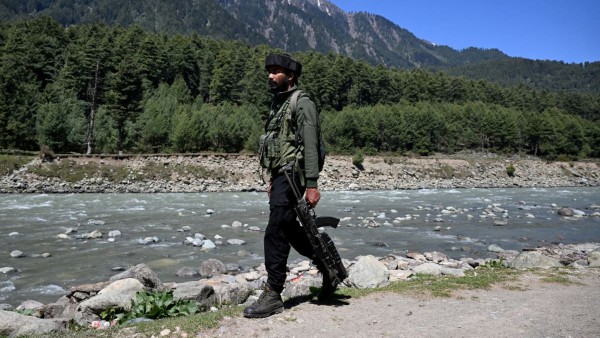 Ấn Độ tuyên bố 'không để một giọt nước nào' chảy sang Pakistan Ấn Độ tuyên bố 'không để một giọt nước nào' chảy sang Pakistan
