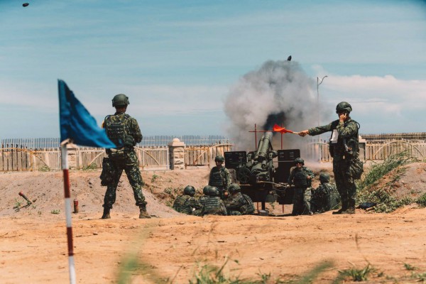 Đài Loan bắt đầu cùng Mỹ sản xuất đạn pháo 155 mm