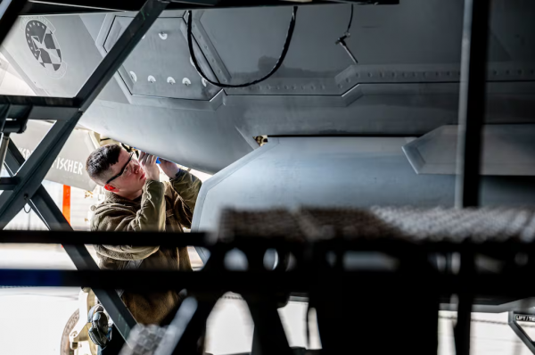 Đến năm 2032, dòng tiêm kích F-35 sẽ 'biến hóa' nguy hiểm hơn nữa Đến năm 2032, dòng tiêm kích F-35 sẽ 'biến hóa' nguy hiểm hơn nữa