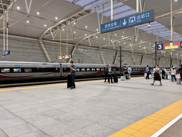 Đường sắt cao tốc Trung Quốc vượt mốc 50.000 km, dài hơn chu vi trái đất