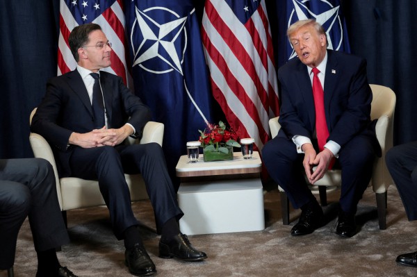 Ông Trump cân nhắc 'trừng phạt' NATO vì không ủng hộ Mỹ chống Iran