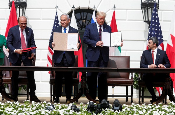 Ông Trump gắn thỏa thuận Iran với hiệp định bình thường hóa quan hệ Ả Rập - Israel