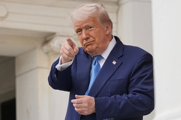 Ông Trump muốn biết 'tên và quốc gia' của tất cả sinh viên quốc tế tại Harvard