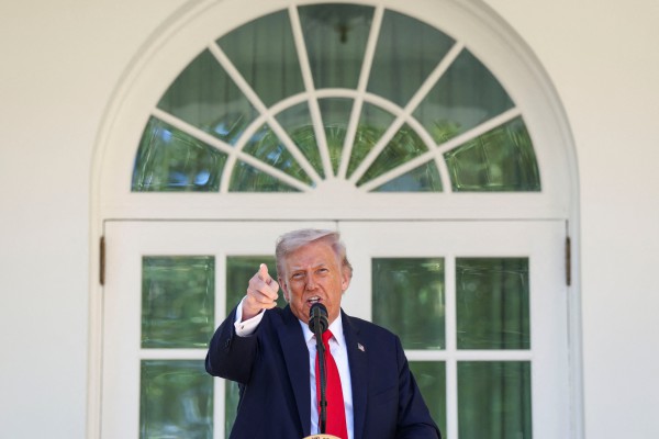 Ông Trump nói Bộ Tư pháp Mỹ nợ tiền, đòi được sẽ quyên góp từ thiện Ông Trump nói Bộ Tư pháp Mỹ nợ tiền, đòi được sẽ quyên góp từ thiện