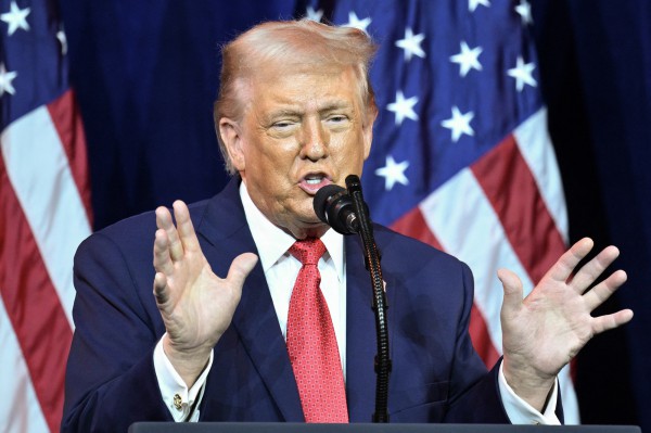 Ông Trump nói Mỹ sắp tấn công băng nhóm ma túy trên bộ, gọi tên một nước