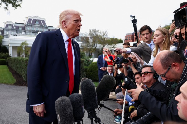 Ông Trump nói UAV xâm nhập không phận Ba Lan 'có thể do nhầm lẫn'