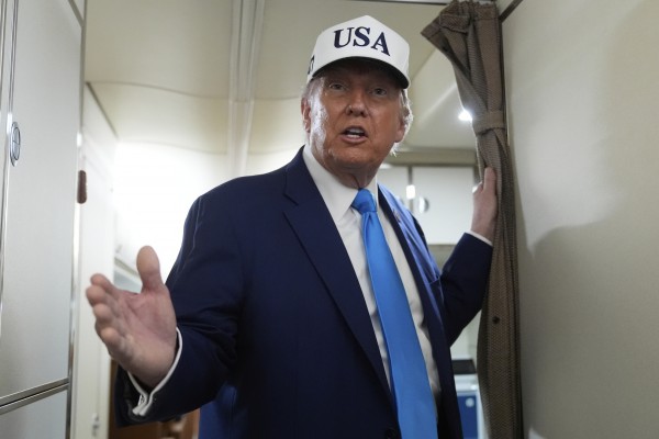 Ông Trump nói chiến dịch Mạng nhện giúp Nga có cớ tấn công Ukraine