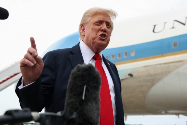 Ông Trump xác nhận sẽ gửi hệ thống phòng thủ tên lửa Patriot cho Ukraine Ông Trump xác nhận sẽ gửi hệ thống phòng thủ tên lửa Patriot cho Ukraine