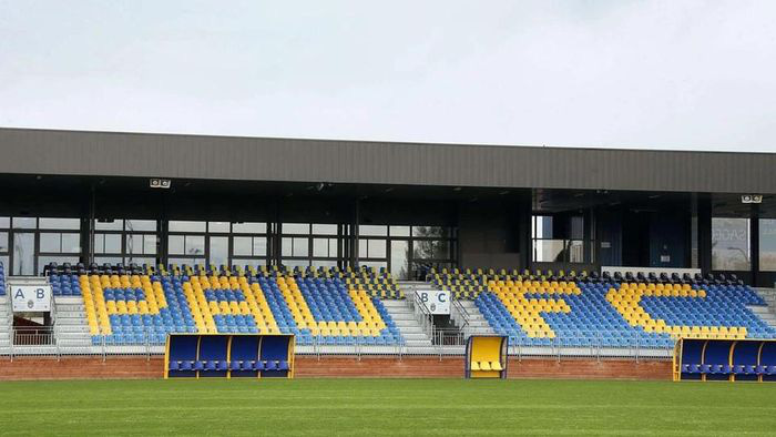 Cận cảnh SVĐ Pau FC, nơi Quang Hải sắp thi đấu