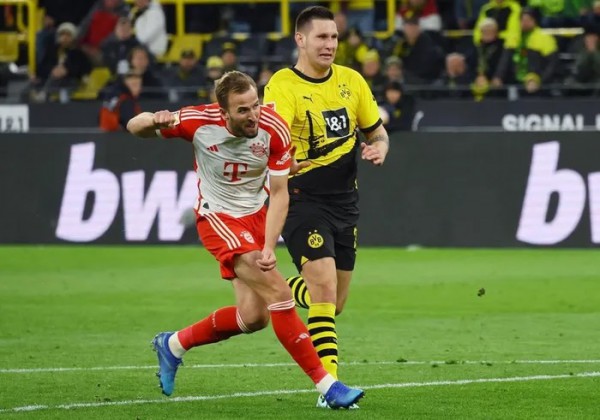 Harry Kane tỏa sáng giúp Bayern Munich vượt qua Dortmund