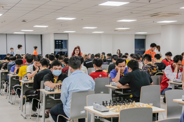 Hơn 600 VĐV tranh tài giải vô địch các CLB cờ vua sinh viên, học sinh TP.HCM