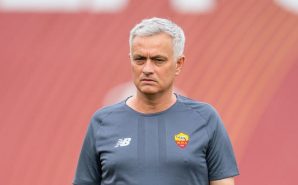 Mourinho lên tiếng về chuyện tương lai tại AS Roma