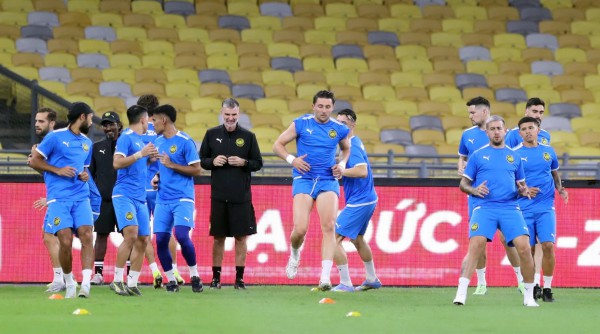 7 cầu thủ ‘ngoại 100%’ khai gì với FIFA: ‘Chúng tôi không có tiền án, tiền sự’ 7 cầu thủ ‘ngoại 100%’ khai gì với FIFA: ‘Chúng tôi không có tiền án, tiền sự’