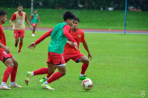 AFF Cup 2020: Tuyển Lào gặp trục trặc sau khi đến Singapore